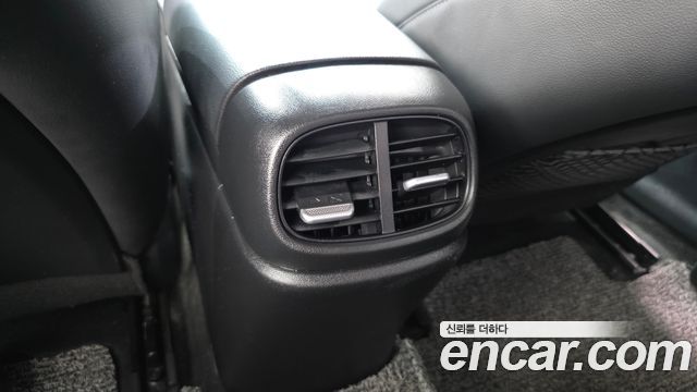 Hyundai AVANTE 2021 — photo 30