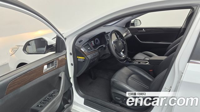 Hyundai Sonata 2018 — photo 13