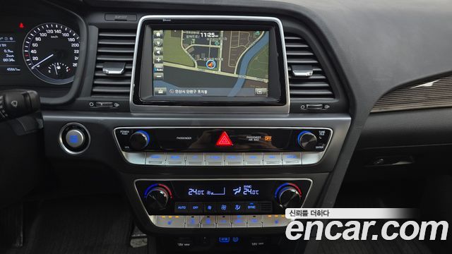 Hyundai Sonata 2018 — photo 18