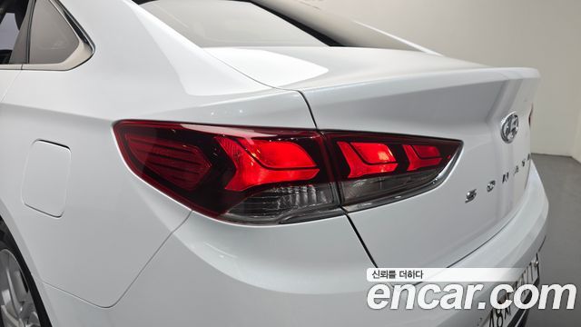 Hyundai Sonata 2018 — photo 9