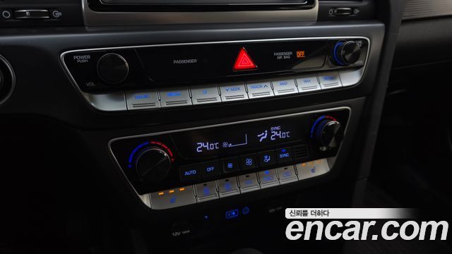 Hyundai Sonata 2018 — photo 29