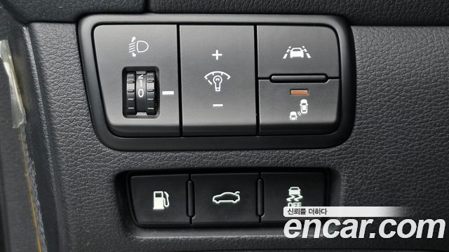 Kia K7 2020 — photo 19
