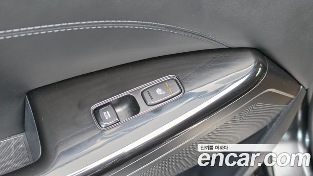 Kia K7 2020 — photo 31