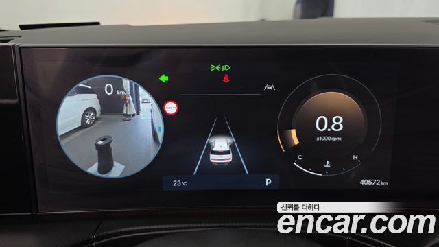 Hyundai Santafe 2024 — photo 11