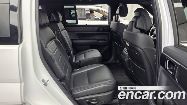 Hyundai Santafe 2024 — photo 18