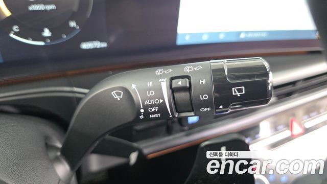 Hyundai Santafe 2024 — photo 27