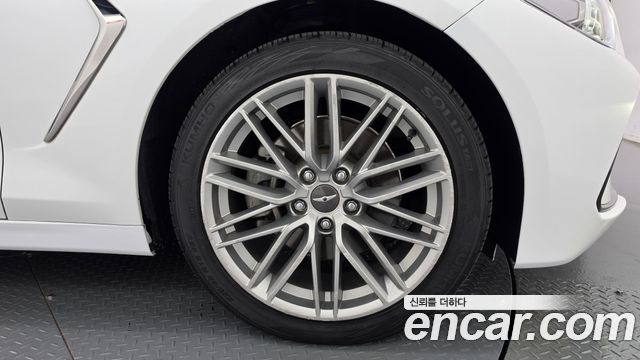 Genesis G70 2020 — photo 5