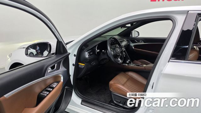 Genesis G70 2020 — photo 10