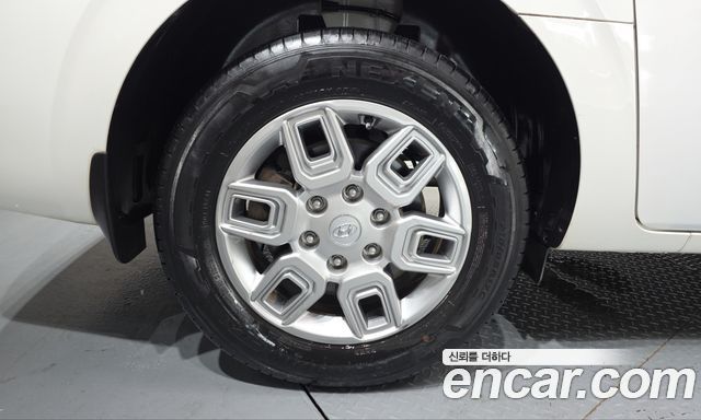 Hyundai Staria 2022 — photo 5