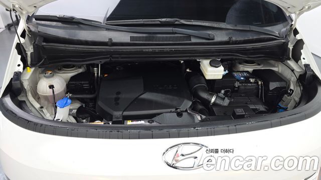 Hyundai Staria 2022 — photo 6