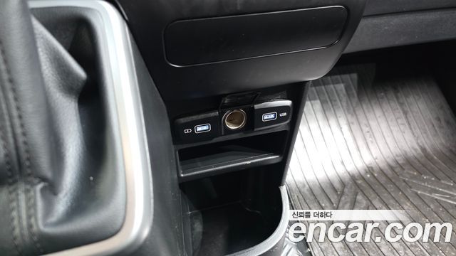 Hyundai Staria 2022 — photo 18