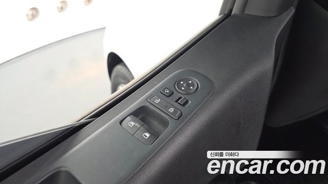 Hyundai Staria 2022 — photo 27