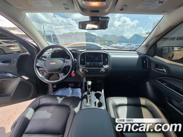 Chevrolet Korea Colorado 2023 — photo 11
