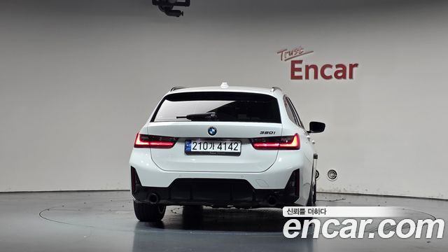 BMW 3-Series 2024 — photo 4