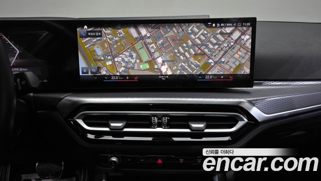 BMW 3-Series 2024 — photo 20