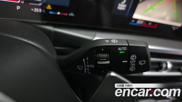 BMW 3-Series 2024 — photo 25
