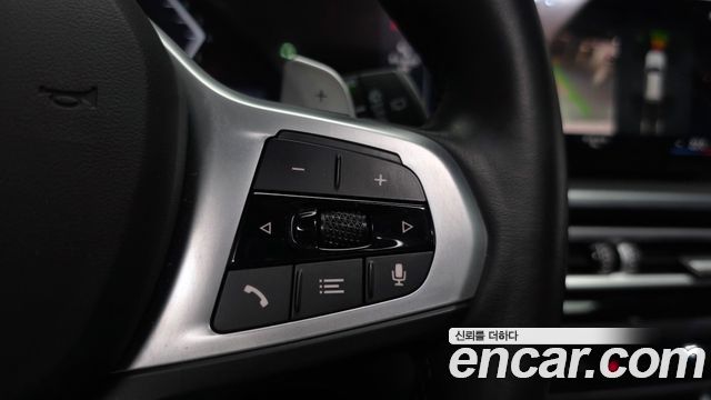 BMW 3-Series 2024 — photo 31
