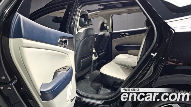 Kia Sportage 2022 — photo 11