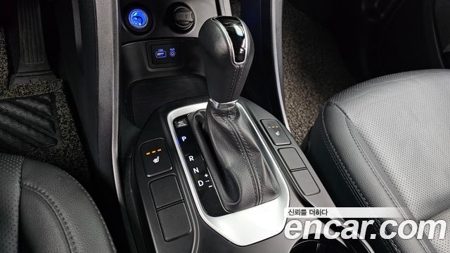 Hyundai Santafe 2016 — photo 12