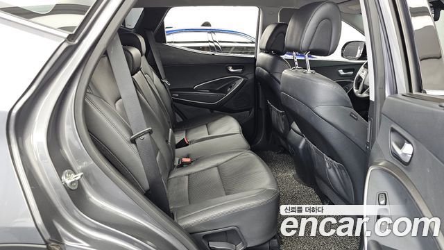 Hyundai Santafe 2016 — photo 18