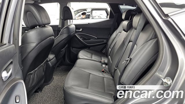 Hyundai Santafe 2016 — photo 16