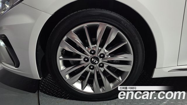 Kia K5 2019 — photo 5