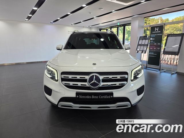 Mercedes-Benz GLB-Class 2021 — photo 3