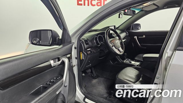 Kia Sorento 2012 — photo 10