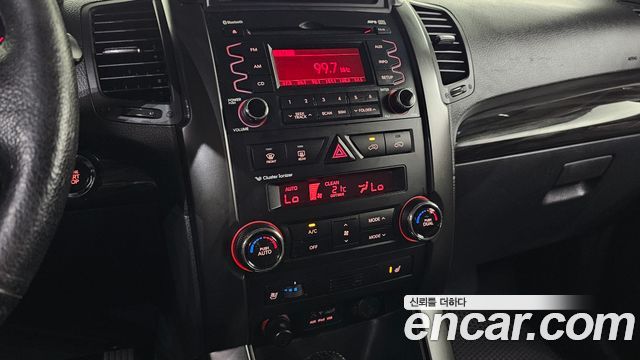 Kia Sorento 2012 — photo 18