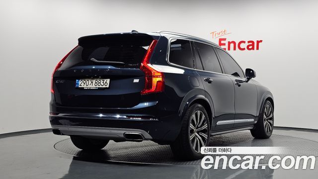 Volvo XC90 2021 — photo 2