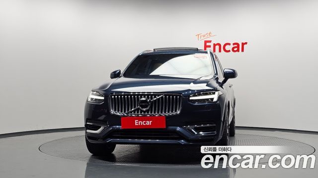 Volvo XC90 2021 — photo 3