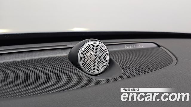 Volvo XC90 2021 — photo 30