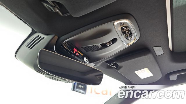 Volvo XC90 2021 — photo 35