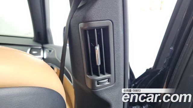 Volvo XC90 2021 — photo 38