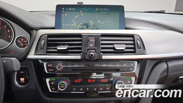 BMW 4-Series 2018 — photo 12