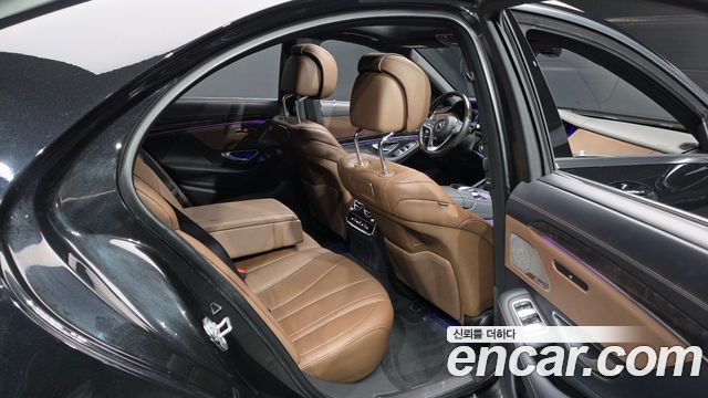 Mercedes-Benz S-Class 2019 — photo 18