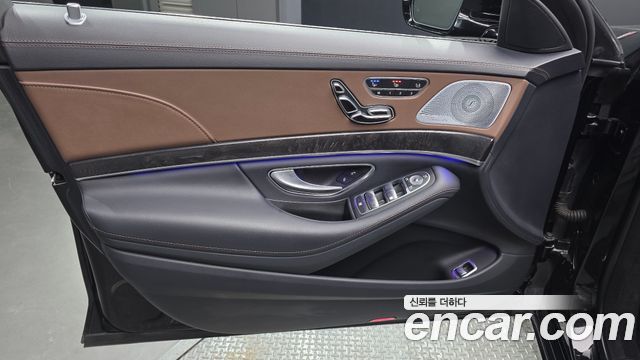 Mercedes-Benz S-Class 2019 — photo 14