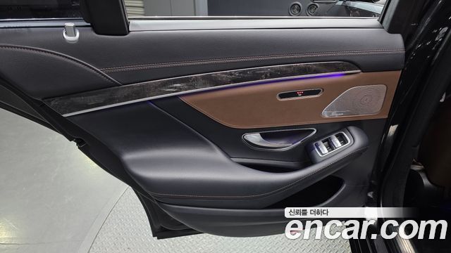 Mercedes-Benz S-Class 2019 — photo 15