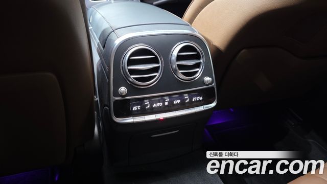 Mercedes-Benz S-Class 2019 — photo 31