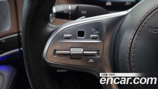 Mercedes-Benz S-Class 2019 — photo 32