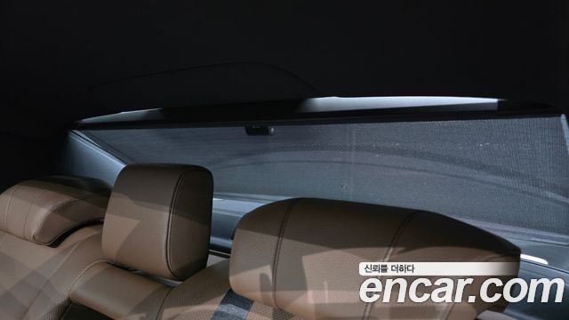 Mercedes-Benz S-Class 2019 — photo 33