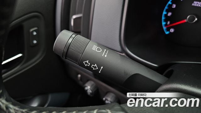 Chevrolet Korea Colorado 2021 — photo 30