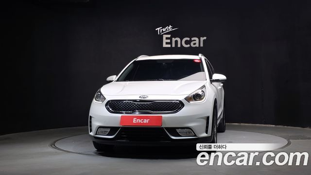 Kia Niro 2018 — photo 3