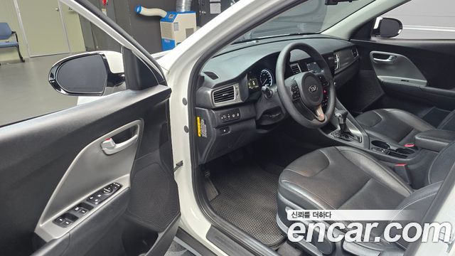 Kia Niro 2018 — photo 13