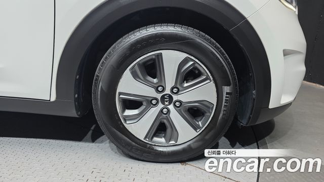 Kia Niro 2018 — photo 7
