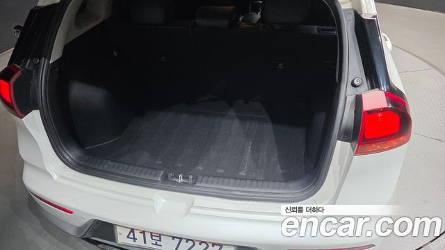 Kia Niro 2018 — photo 30