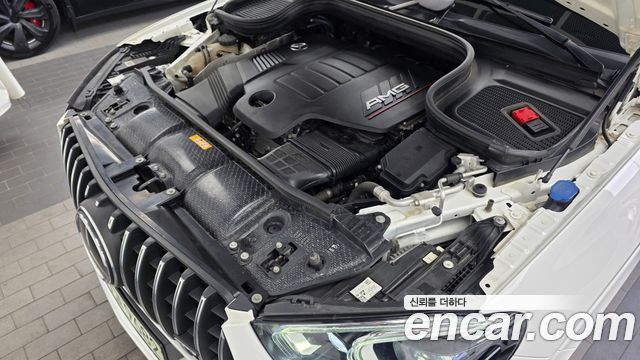 Mercedes-Benz GLE-Class 2022 — photo 6