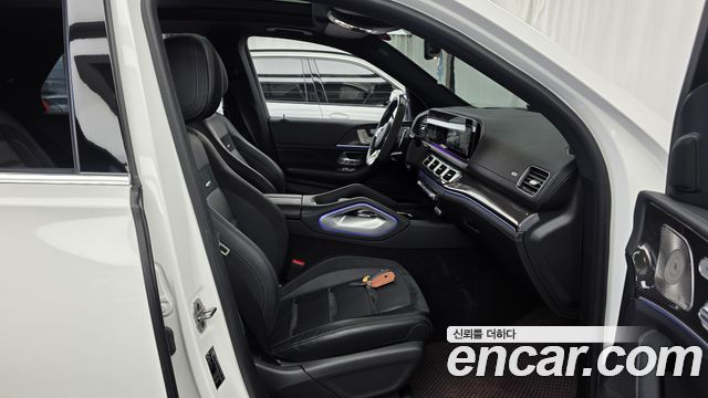 Mercedes-Benz GLE-Class 2022 — photo 17