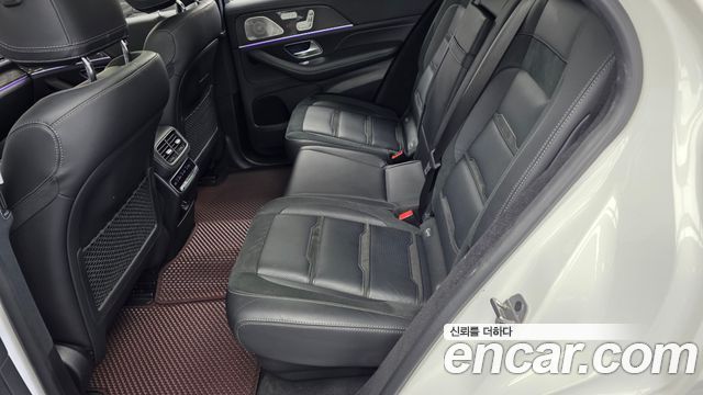 Mercedes-Benz GLE-Class 2022 — photo 16