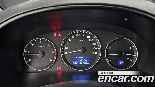 Hyundai Starex 2018 — photo 8